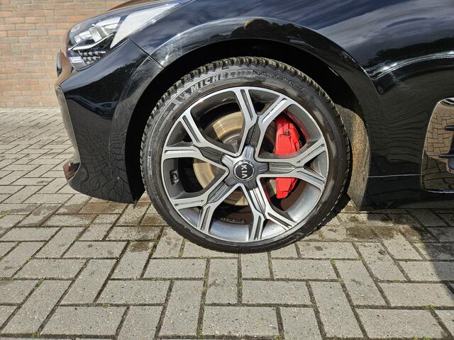 KIA Stinger 3.3 V6 T-GDI AWD GT