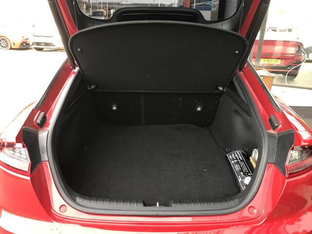 KIA Stinger 3.3 V6 T-GDI AWD GT 370PK