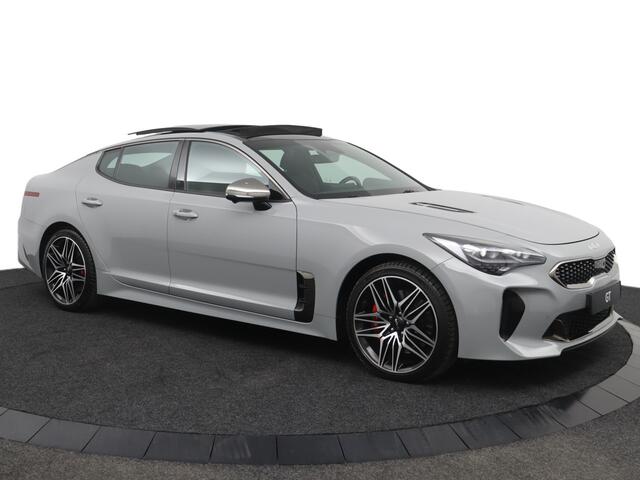 KIA Stinger 3.3 Twin Turbo V6 AWD GT Automaat - 370PK - Schuif-/kanteldak - Stoelverwarming-/ventilatie - Leder - HUD - 360 Camera - Fabrieksgarantie tot 04-2029