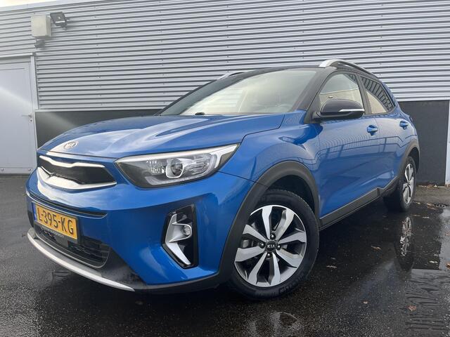 KIA Stonic 1.0 T-GDi MHEV DynamicPlusLine Navigatie, Nieuw geleverd en dealeronderhouden, Achteruitcamera, Smart Key, Privacy glass, Parkeersensoren, Smart Key