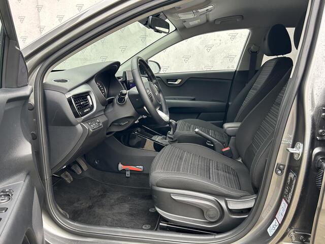 KIA Stonic 1.0 T-GDi MHEV DynamicLine Navi | Camera | Apple CarPlay/Android Auto | 16" Velgen | Airco | PDC | Cruise | LED |