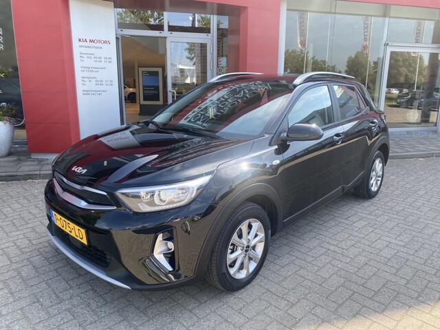 KIA Stonic 1.0 T-GDi MHEV DynamicLine Navigatie + Camera // Climate // Cruise Control Info Roel : 0492-588951