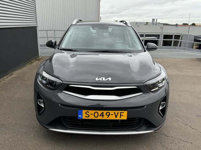 KIA Stonic 1.0 T-GDi MHEV DynamicLine Apple Carplay en/of Android auto Navigatie, Achteruitrijcamera, Cruise control, Airco, Nieuw geleverd en dealeronderhouden