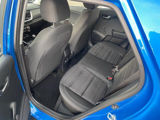 KIA Stonic 1.0 T-GDi MHEV DynamicLine Navigatie + Camera // Climate Control // Cruise Control info Roel 0492-588951