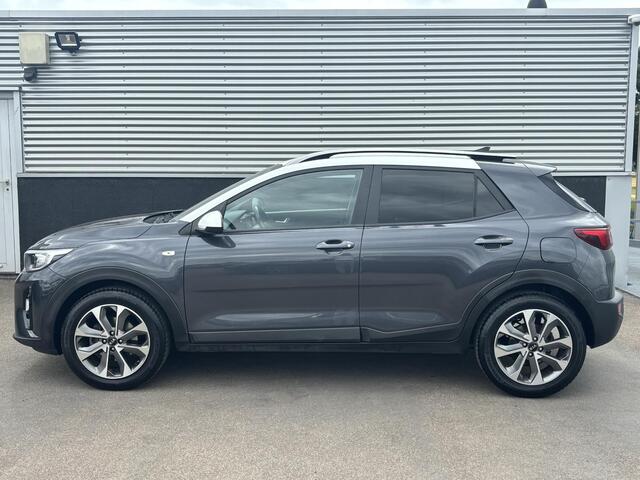 KIA Stonic 1.0 T-GDi Sports Edition Navigatie, Half/leder, LMV, Privacy glass, Nieuw geleverd en dealeronderhouden, Achteruitrijcamera, Cruise control
