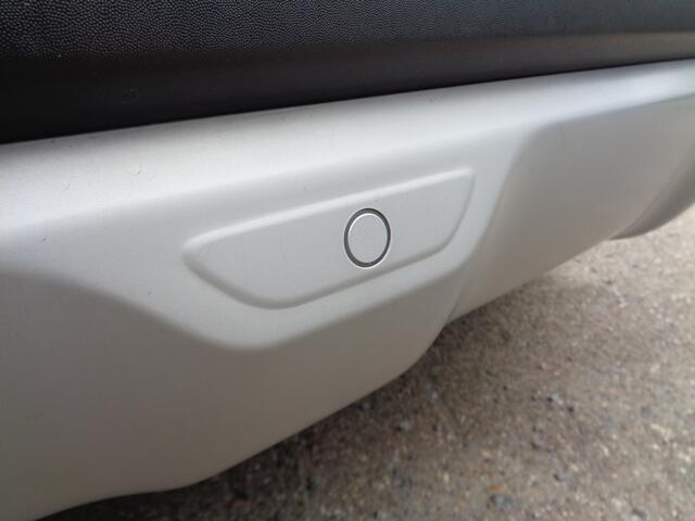 KIA Stonic 1.0 T-GDi DynamicLine Airco, Navigatie, LMV, Chroom, Zwart dak. apple/aindroid auto