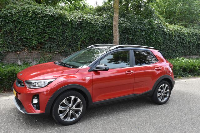 KIA Stonic 1.0 T-GDi Sports Edition | 17"LMV | NAVI | CAMERA