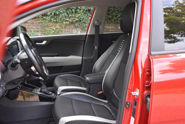 KIA Stonic 1.0 T-GDi Sports Edition | 17"LMV | NAVI | CAMERA