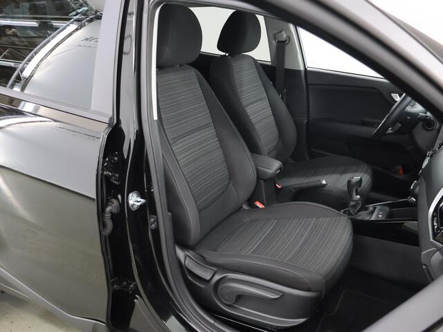 KIA Stonic 1.0 T-GDi MHEV DynamicPlusLine | Trekhaak | Keyless | Navigatie | Parkeercamera | Apple Carplay/Android Auto | Climate Control |