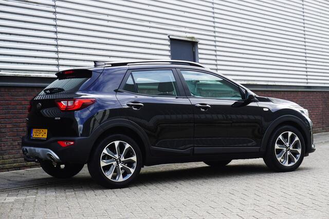 KIA Stonic 1.0 T-GDi 100PK/Trekhaak/17Inch./Camera/ DynamicLine
