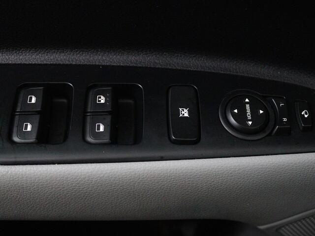 KIA Stonic 1.0 T-GDi Design Edition | Trekhaak | Camera | Climate Control | Two Tone |