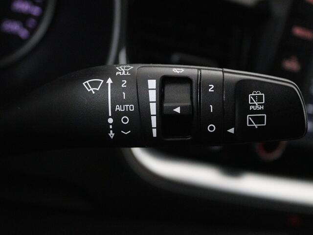 KIA Stonic 1.0 T-GDi Design Edition | Trekhaak | Camera | Climate Control | Two Tone |