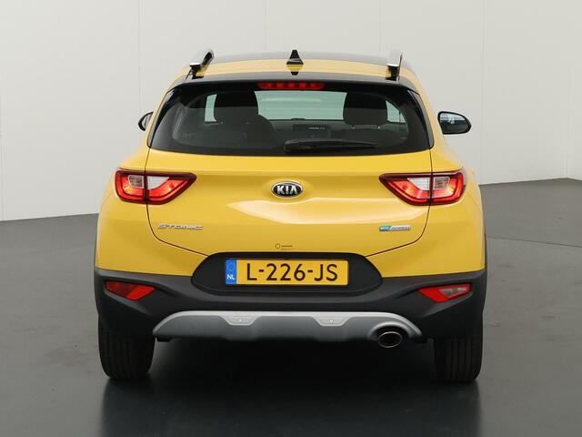 KIA Stonic 1.0 T-GDi MHEV DynamicLine | Navigatie | Parkeercamera | Climate Control | Cruise Control |