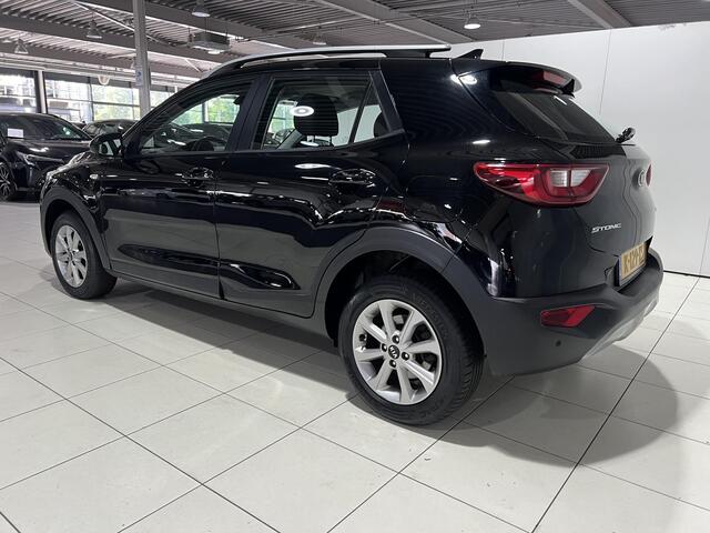 KIA Stonic 1.0 T-GDi MHEV DynamicLine Apple Carplay/Android Auto, Navigatie, Camera.