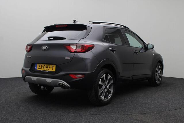 KIA Stonic 1.0 T-GDi DynamicLine 2019 NAP Navigatie | Airco | Cruise control | PDC | LED | Bluetooth | Lichtmetaal | Elektrische ramen + spiegels | Multifunctioneel stuurwiel