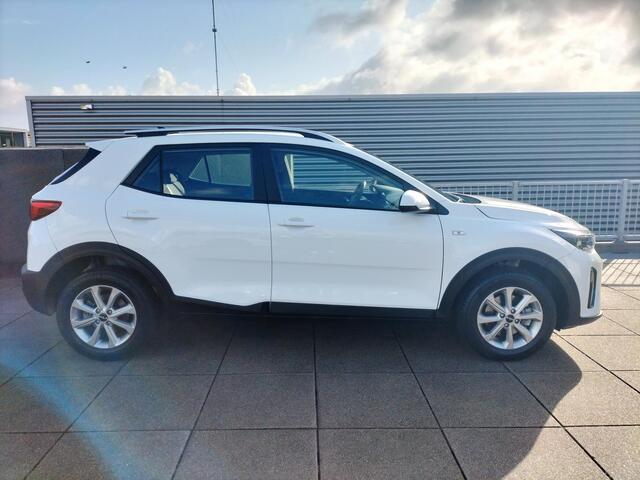 KIA Stonic 1.0 T-GDi MHEV DynamicLine Clima / Navigatie / Camera