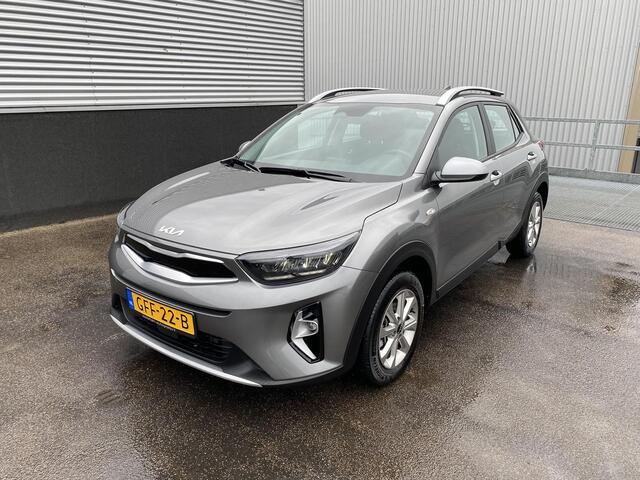 KIA Stonic 1.0 T-GDi MHEV DynamicLine Carplay Navigatie, Achteruitrijcamera, Cruise control, Airco, 1e eign. NL-auto, nieuw geleverd, BTW-auto