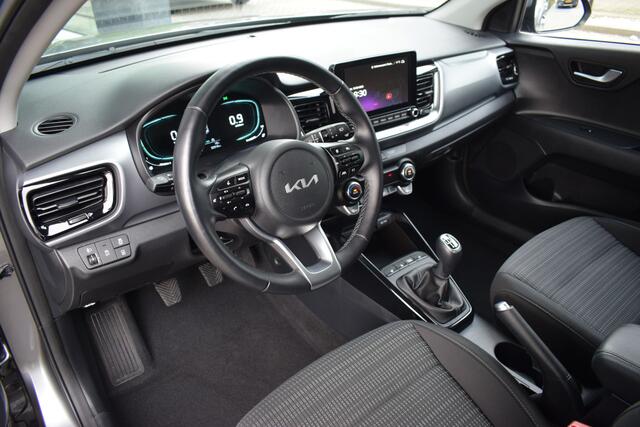 KIA Stonic 1.0 T-GDi MHEV DynamicPlusLine | Keyless | Stoelverwarming | Climate Control | Tot 10jr. Kia garantie |