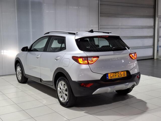 KIA Stonic 1.0 T-GDi MHEV DynamicLine Apple Carplay/Android Auto, Navigatie, Camera.