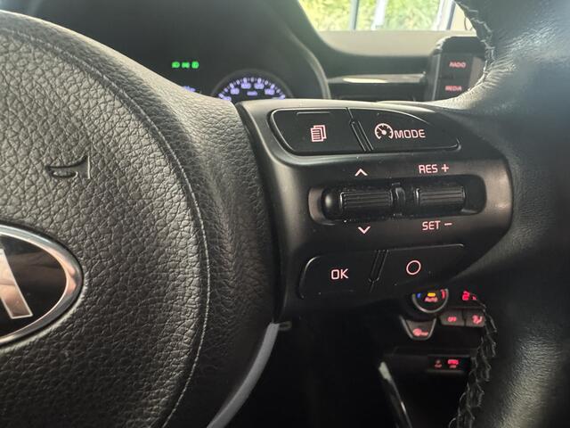 KIA Stonic 1.0 T-GDi AUTOMAAT PLATINUM-EDITION | LEER | NAVI