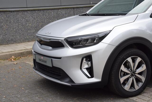 KIA Stonic 1.0 T-GDi MHEV DynamicLine | Automaat | Kia-garantie 2032 | Elektrisch inklapbare spiegels |