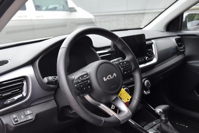 KIA Stonic 1.0 T-GDi MHEV DynamicLine | Automaat | Kia-garantie 2032 | Elektrisch inklapbare spiegels |