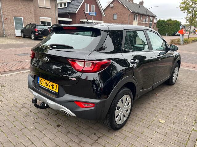 KIA Stonic 1.0 T-GDI COMFORTLINE / CARPLAY / TREKHAAK / AIRCO / LED