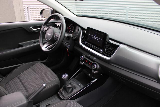 KIA Stonic 1.0 T-GDi MHEV DynamicLine Navigatie / Camera