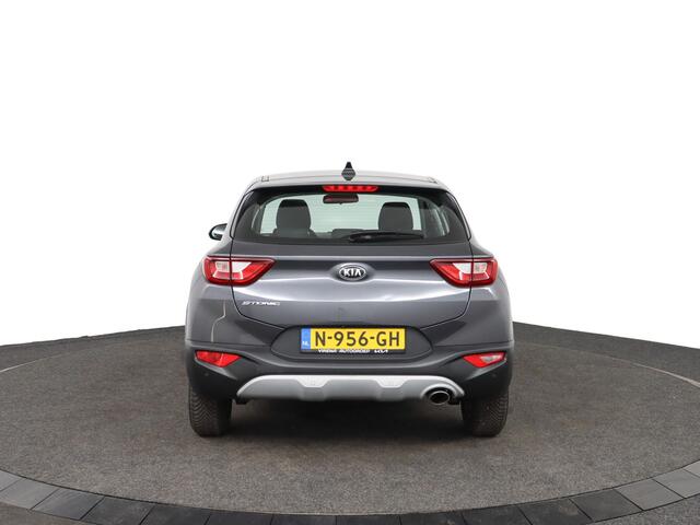 KIA Stonic 1.2 MPi Design Edition - Navigatie- Cruise Control - Achteruitrijcamera - Airco - Aanvullende fabrieksgarantie tot 2028 -