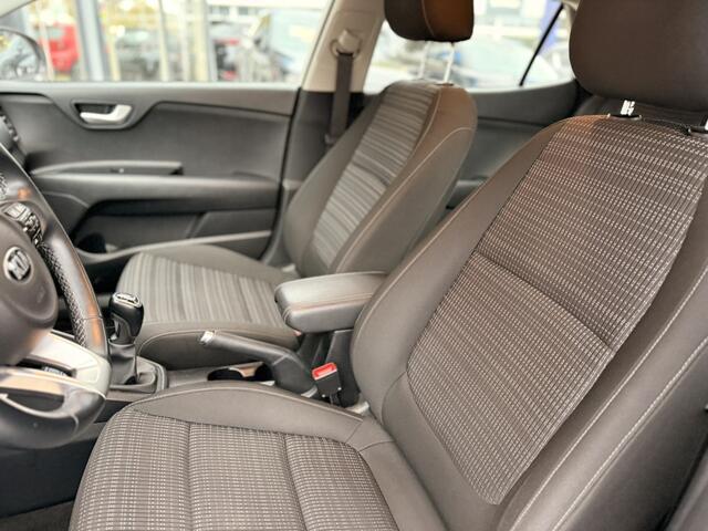 KIA Stonic 1.0 T-GDi MHEV DynamicLine | Camera | Carplay