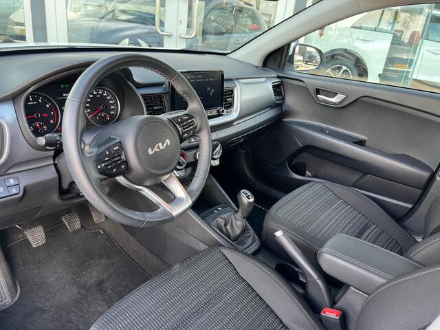 KIA Stonic 1.0 T-GDi MHEV DynamicLine | Airco | Camera | Bluetooth | Tot 10 jaar Kia-Garantie |