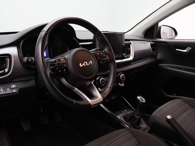 KIA Stonic 100pk T-GDi MHEV DynamicPlusLine Camera | Adapt. Cruise | Navi | Parkeersens. achter