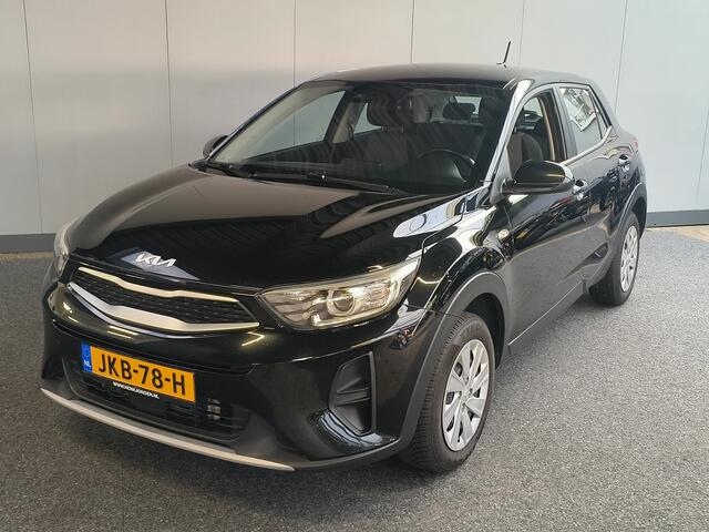 KIA Stonic 1.0 T-GDi MHEV Automaat uit 2022 Rijklaar + 12 maanden Bovag-garantie Henk Jongen Auto's in Helmond, al 50 jaar service zoals 't hoort!