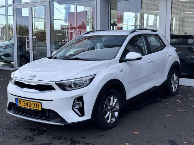 KIA Stonic 1.0 T-GDi MHEV DynamicLine Navigatie | Apple Carplay / Android Auto | Cruise control | Airconditioning | LM Velgen