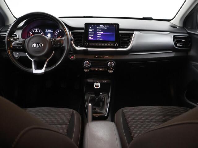 KIA Stonic 1.0 T-GDi MHEV DynamicPlusLine | Keyless | Navigatie | Parkeercamera | Apple Carplay/Android Auto | Climate Control |