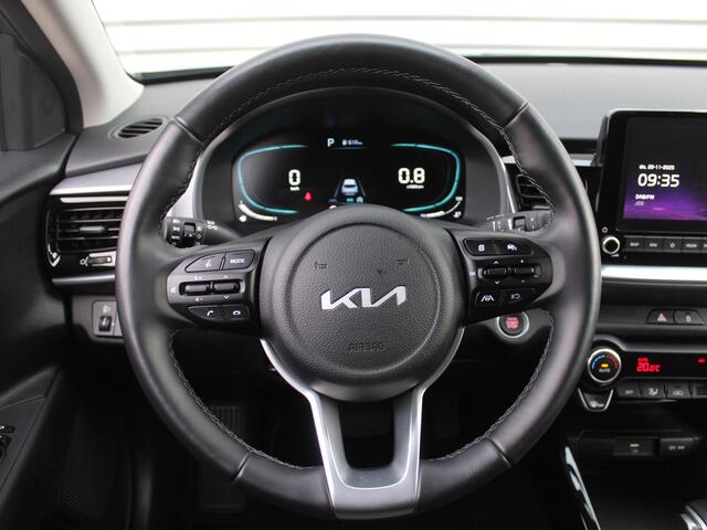 KIA Stonic 1.0 T-GDi MHEV DynamicPlusLine | Stuur-/stoelverwarming | Camera | Clima | Cruise | 16" LM | Navi | LED | Keyless |