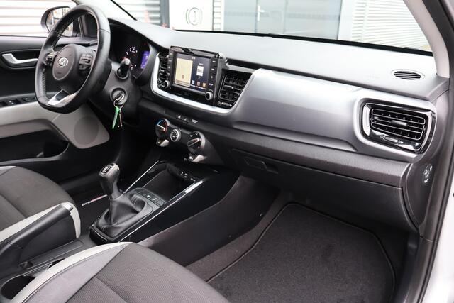 KIA Stonic 1.0 T-GDi Sports Edition 1e Eigenaar | Volledig Onderh | BTW | Camera | Navi | Carplay | DAB | Cruise | PDC | Full Led | Hill-Hold