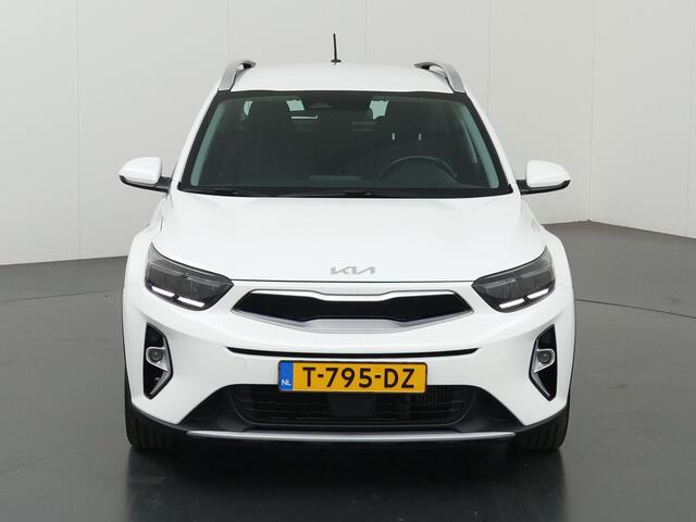 KIA Stonic 1.0 T-GDi MHEV DynamicLine | Navigatie | Parkeercamera | Apple Carplay/Android Auto | Airco | Cruise control |