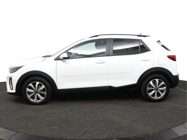 KIA Stonic 1.0 T-GDi MHEV DynamicPlusLine Apple Carplay/Android Auto - Cruise Control - Climate Control - Navigatie - Stoel/Stuur Verwarming - Fabrieksgarantie tot 10-2031