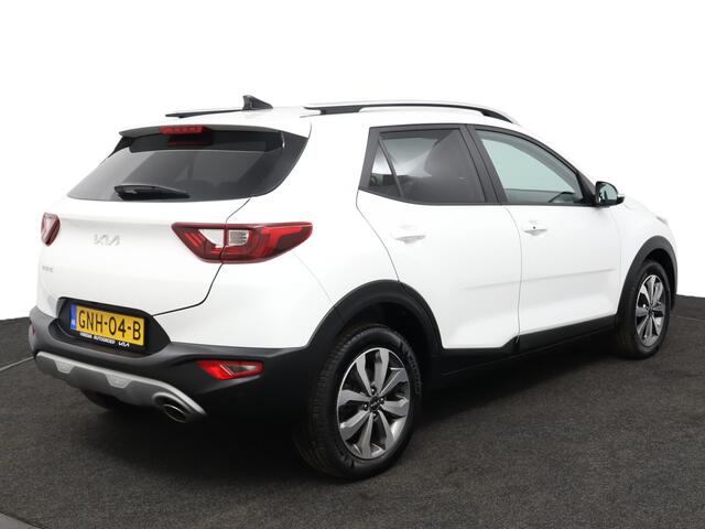 KIA Stonic 1.0 T-GDi MHEV DynamicPlusLine Apple Carplay/Android Auto - Cruise Control - Climate Control - Navigatie - Stoel/Stuur Verwarming - Fabrieksgarantie tot 10-2031
