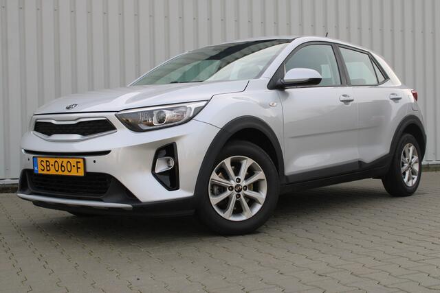 KIA Stonic 1.2 MPi ComfortPlusLine Navigator | Incl. 12 maanden garantie | Navigatie | Achteruitrijcamera | Cruise control | Airco | DAB+ radio | Isofix | Parkeersensoren |