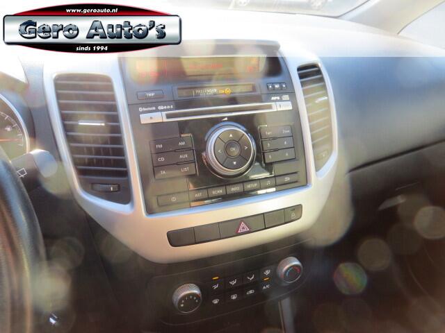 KIA VENGA 1.4 CVVT ComfortLine airco ,cv afstand elec ramen etc