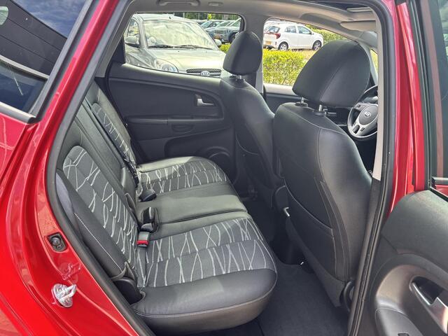 KIA VENGA 1.6 CVVT Summer Edition AUTOMAAT