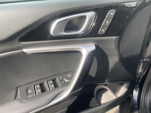 KIA Xceed 1.6 GDi PHEV ExecutiveLine | Pano | Stoel vent | Dealer onderhouden