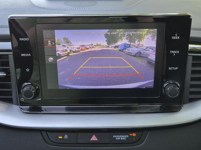 KIA Xceed 1.6 GDi PHEV Plug-in DynamicLine Automaat / Stuur- en stoelverwarming / Achteruitrijcamera / Navigatie via Apple Carplay of Android Auto / Adaptief cruise control / Trekgewicht 1300 kg / Keyless Entry/Start /