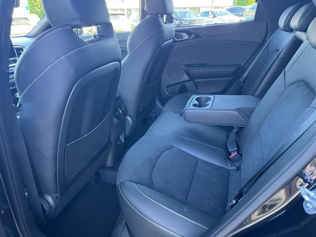 KIA Xceed 1.5 T-GDi GT-Line | Schuif/Kantel Dak | Stoel/Stuurwiel Verwarming | Navigatie | Adaptive Cruise Control |