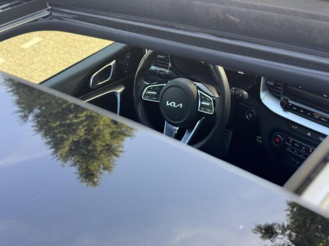 KIA Xceed 1.6 T-GDi Black Edition FULL OPTION !