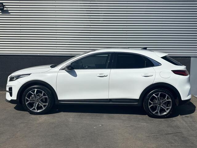 KIA Xceed 1.0 T-GDi DynamicPlusLine Style Pack Schuif/kanteldak, Stoel- & Stuurwielverwarming, Elek. Achterklep, 18" LMV, Nieuw geleverd en dealeronderhouden, Navigatie,