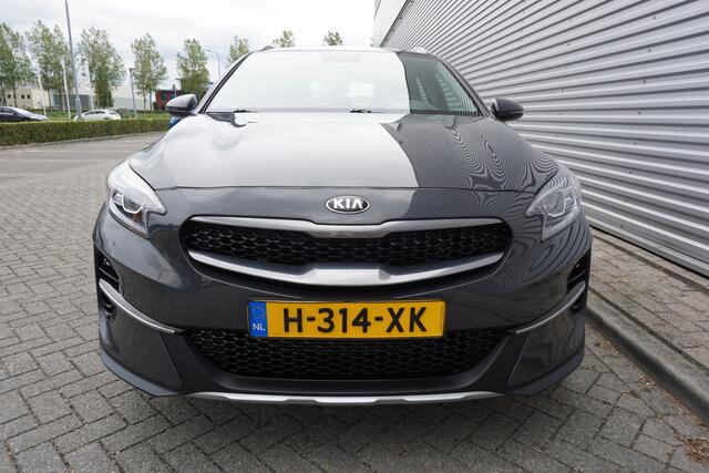 KIA Xceed 1.0 T-GDi DynamicLine Climate / Navi / Camera / Cruise / Lane ass. / Parkeers. / Trekhaak / NAP