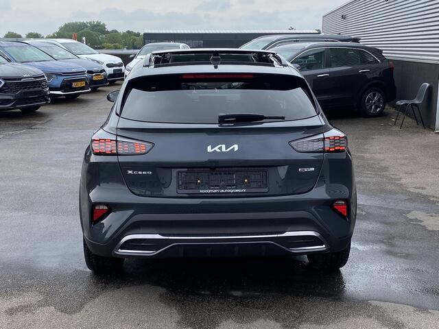 KIA Xceed 1.5 T-GDi GT-Line DIRECT LEVERBAAR! ACTIE! Panoramisch schuif-/kanteldak, dodehoek detectie, navigatie Apple CarPlay/Android Auto, adaptieve cruise control, achteruitrij camera,